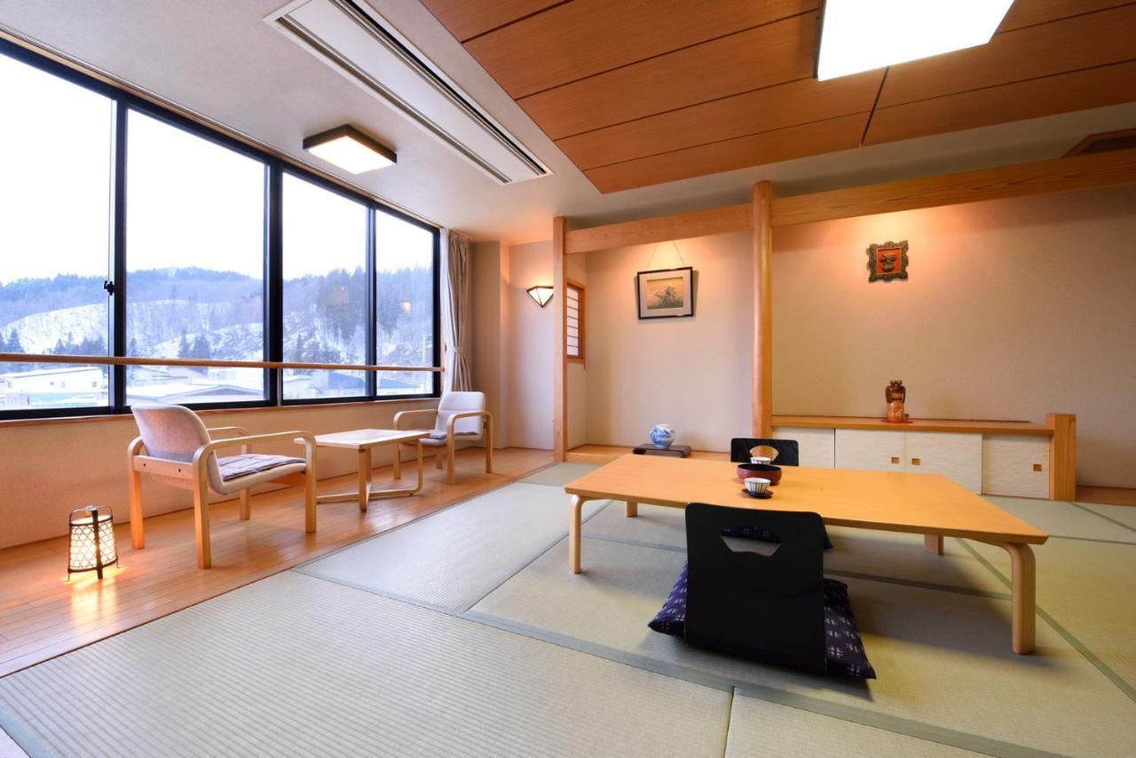 Готель Tofuya Ryokan, Onogawa Onsen, Sauna, Barrier-Free Йонедзава Екстер'єр фото