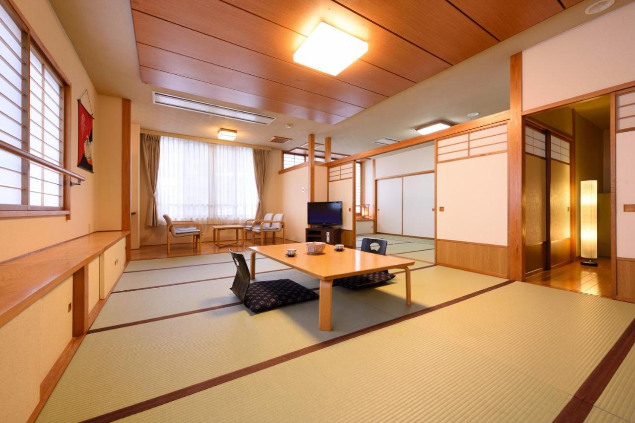 Готель Tofuya Ryokan, Onogawa Onsen, Sauna, Barrier-Free Йонедзава Екстер'єр фото